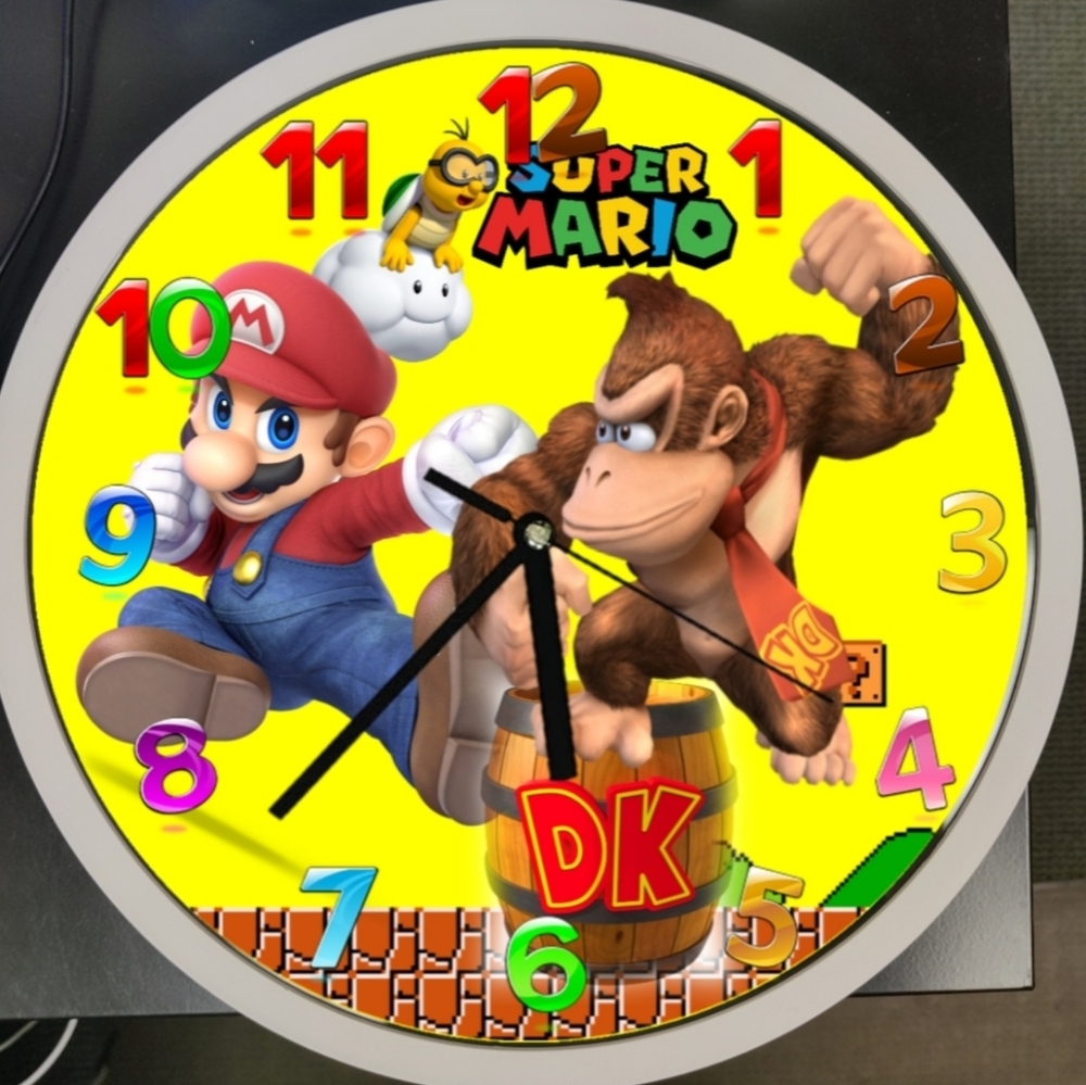 Mario Clock - Picture 4 of 4
